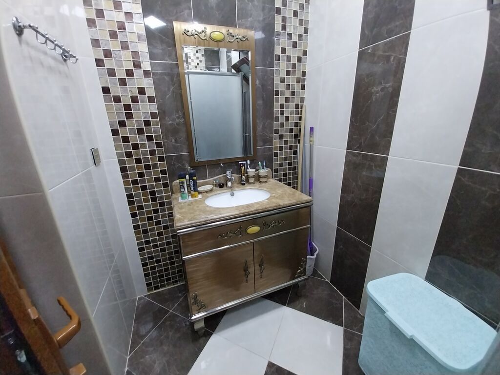 Satılır şəhər daxilində çox gözəl və rahat həyət evi Çox super — Daşınmaz əmlak, Bakı (6)