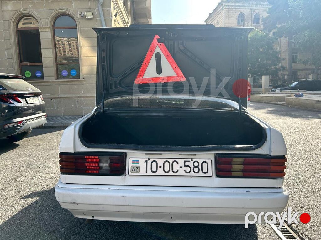 Mercedes-Benz 190 (W201): 2 l | 1991 il Sedan — Avtomobillər, Bakı (3)