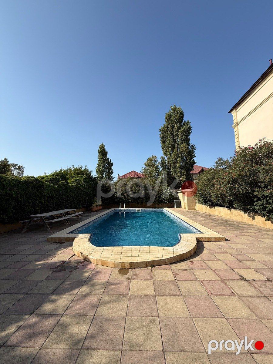 Satılır 12 otaqlı həyət evi/bağ evi 600 m² — Ev, villa, Bakı (3)