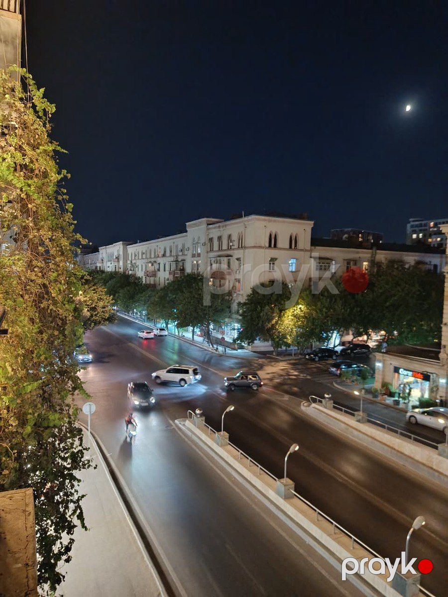 Satılır 2 otaqlı köhnə tikili 55 m² — Mənzil, Bakı (8)