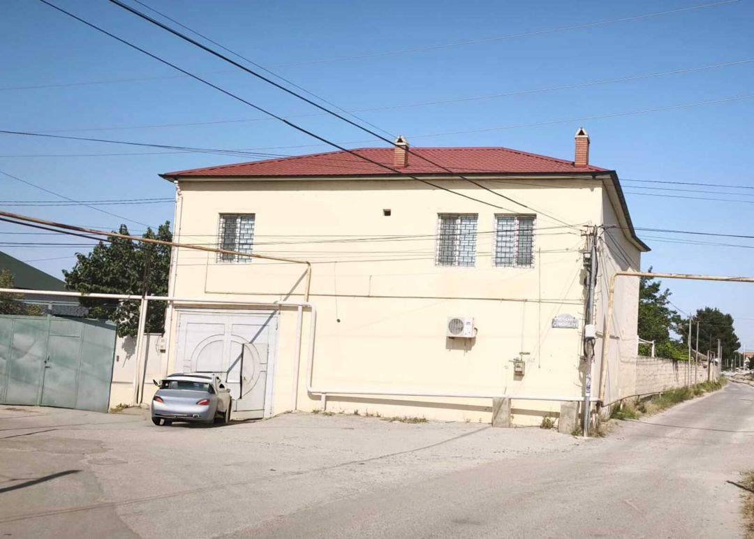 Satılır 3 otaqlı həyət evi/bağ evi 190 m² — Ev, villa, Bakı