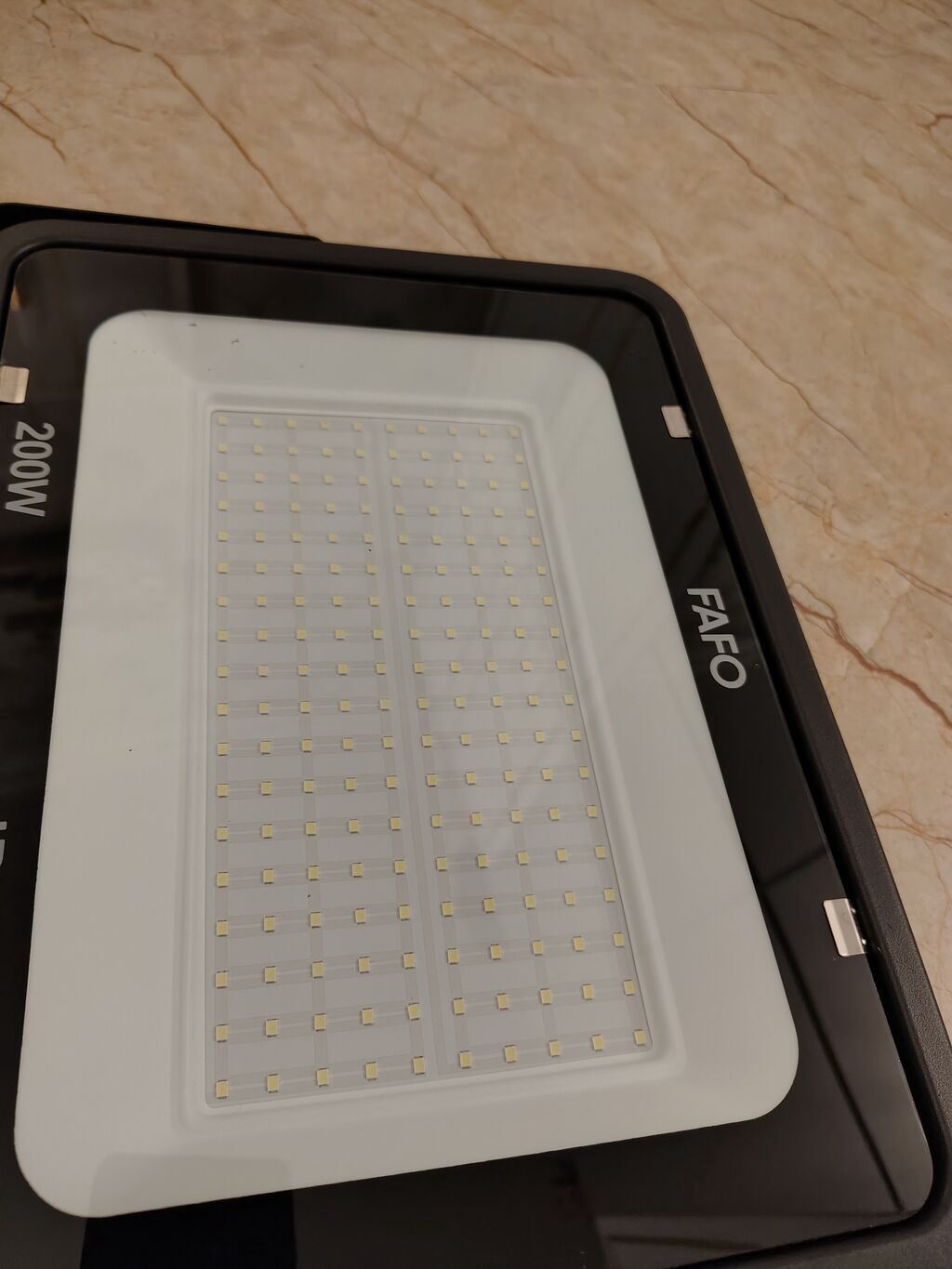 FAFO LED proyektor/floodlight – 200W - Güc: 200W (korpus üzərində