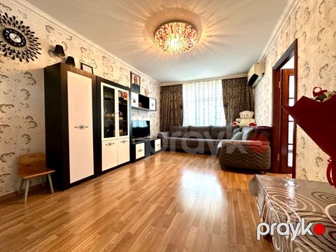 4-otaqlı mənzil, C.Naxçıvanski küç., 100 m²