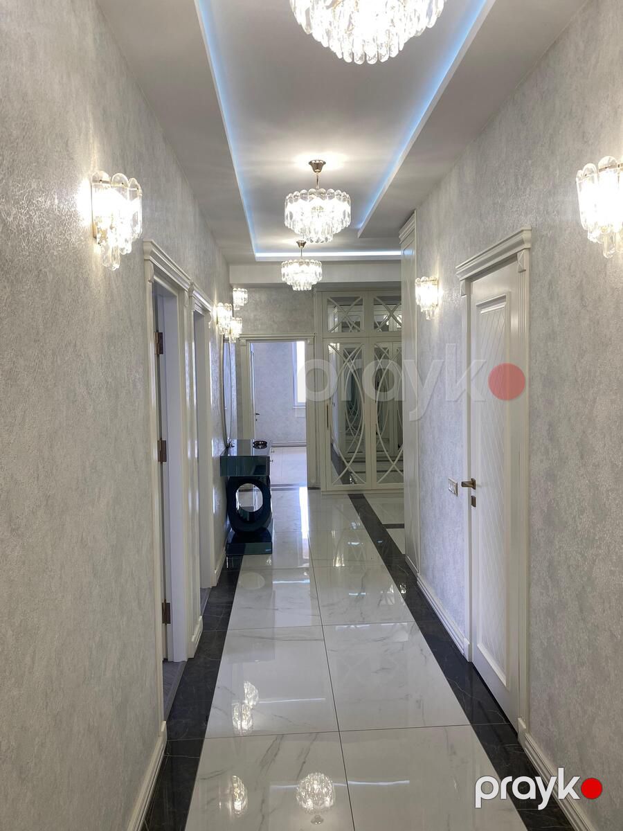 Satılır 4 otaqlı yeni tikili 181 m² — Mənzil, Bakı (11)