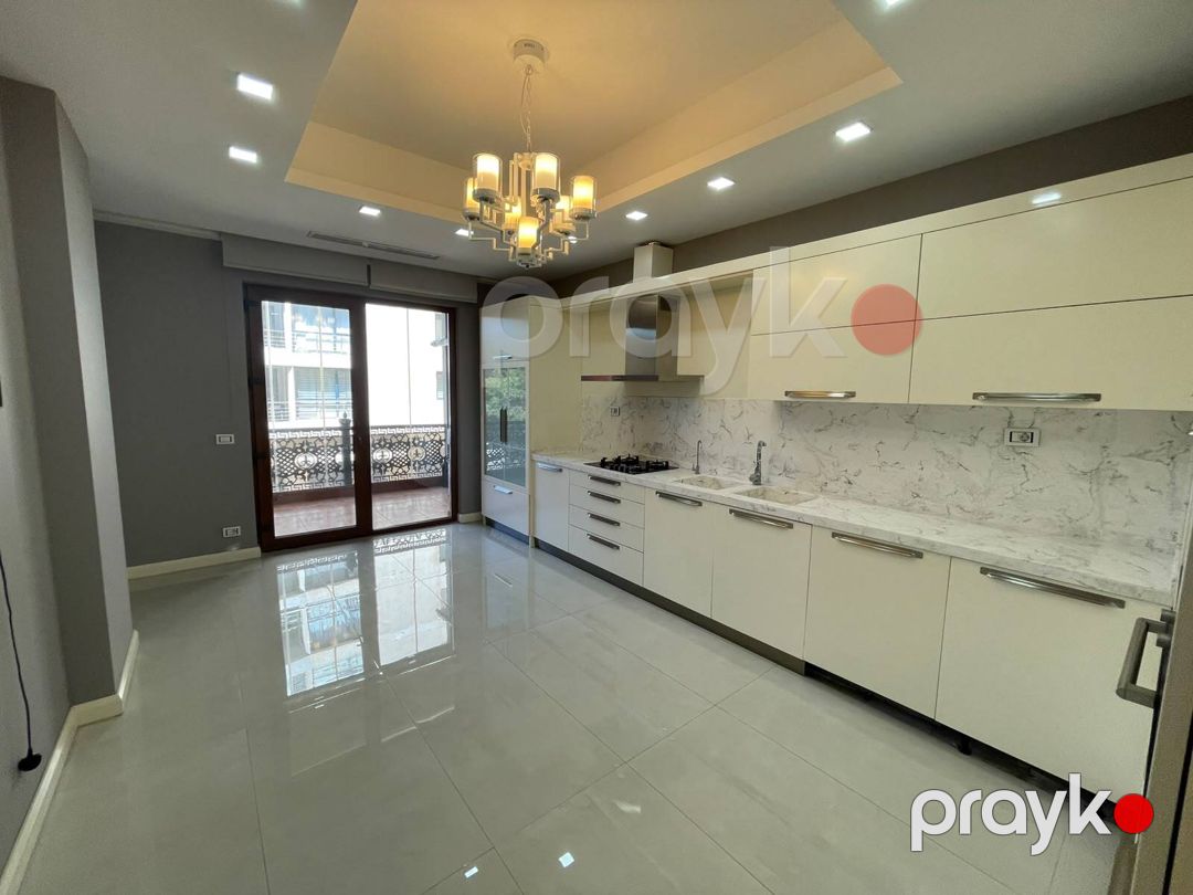 İcarəyə verilir 5 otaqlı yeni tikili 300 m² — Mənzil, Bakı (6)