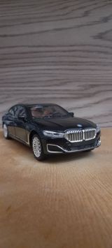 Bmw 1:24 Ölçü səsli işıqlı 760li Modeli Hər yeri açılır — TK260