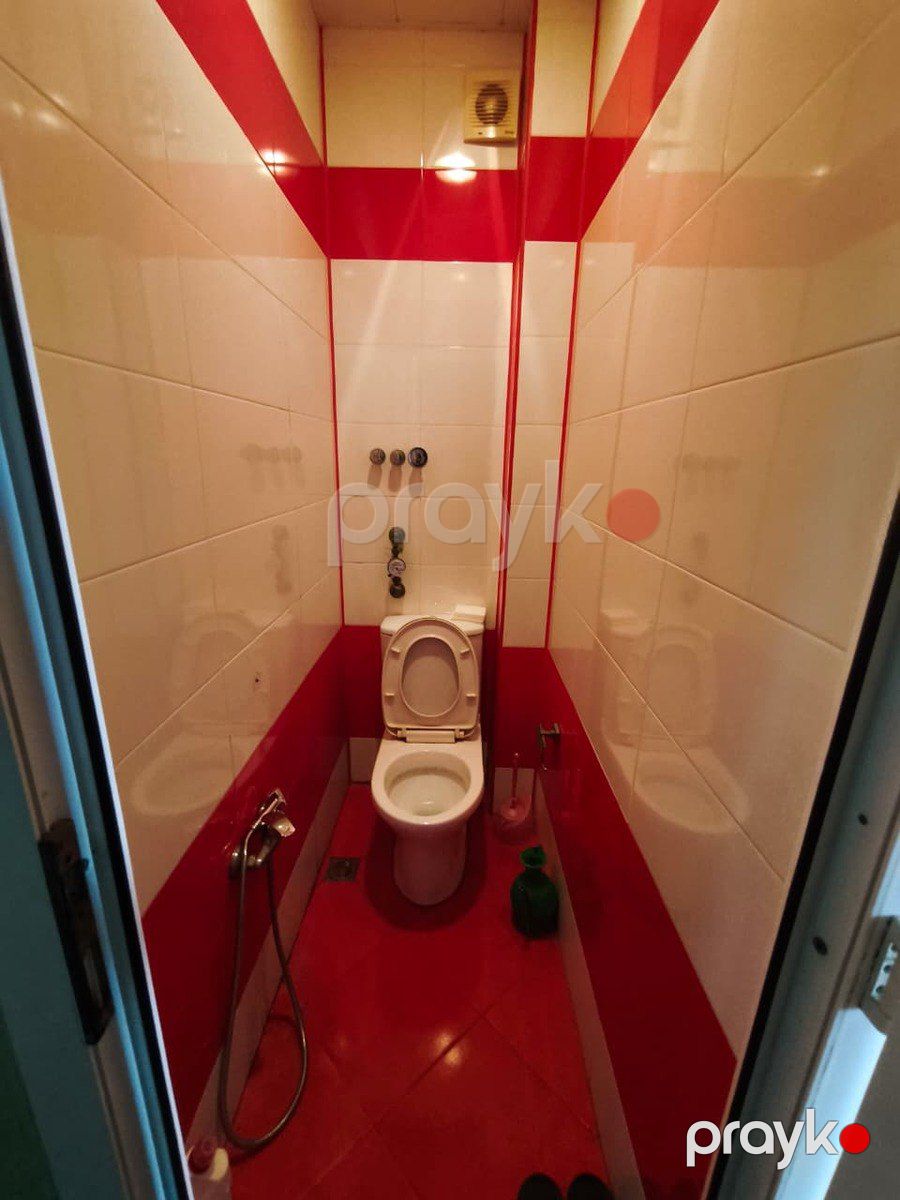 Satılır 5 otaqlı köhnə tikili 110 m² — Mənzil, Bakı (11)