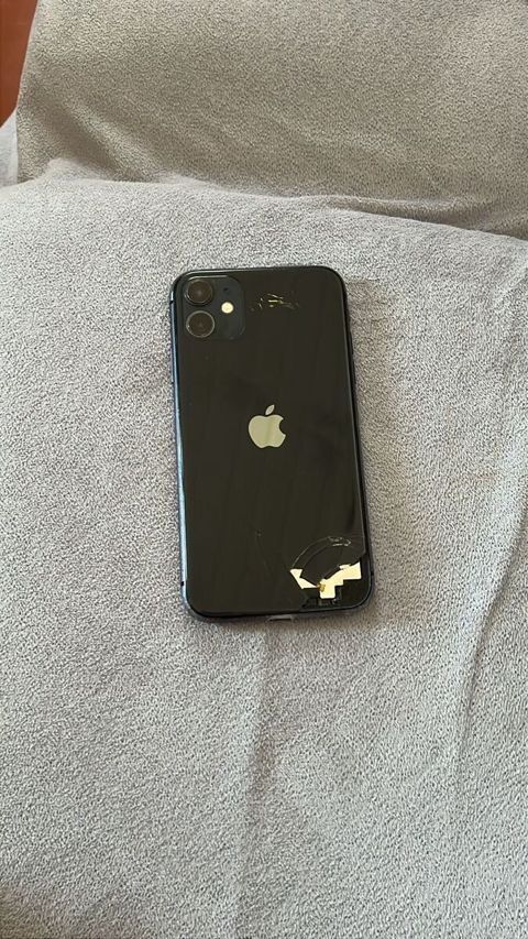 Apple iPhone 11 Black 64GB/4GB — Bakı