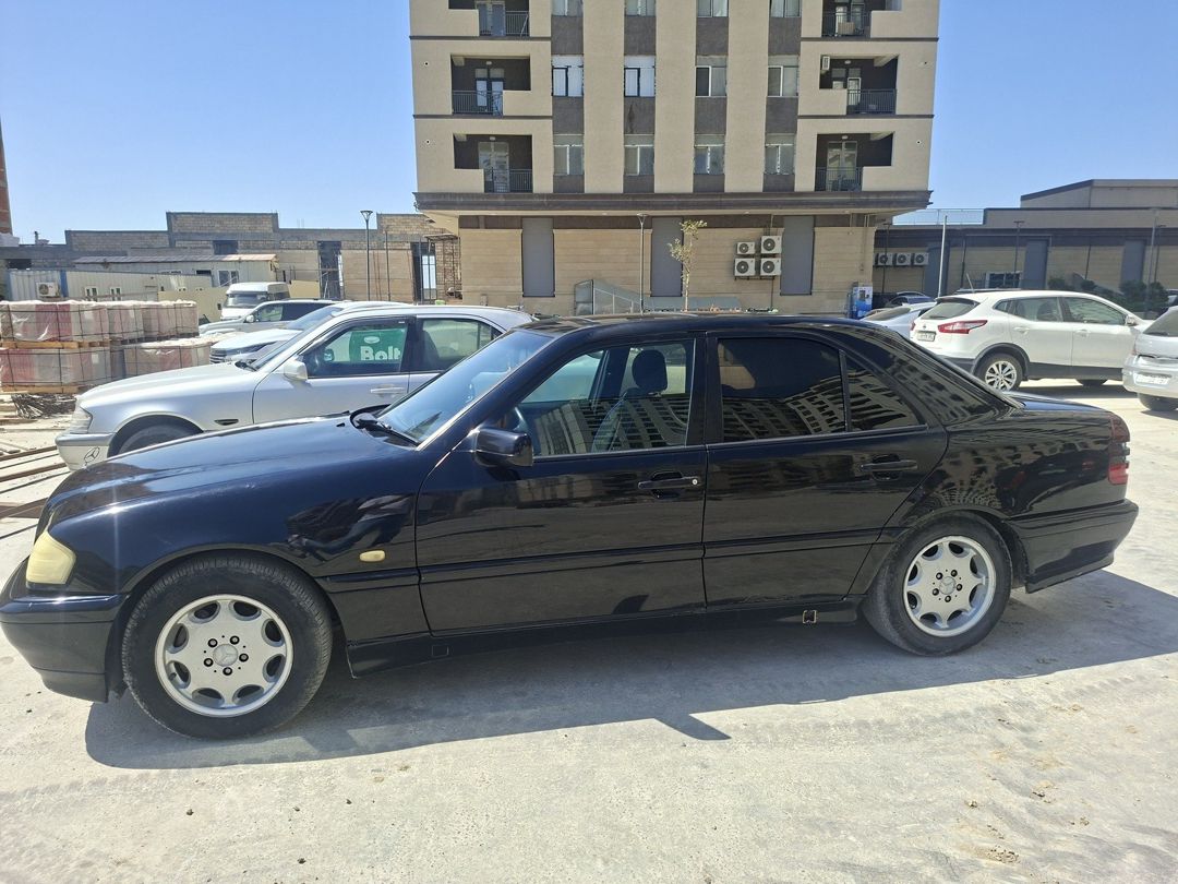 Mercedes C 240, 2000 il — Avtomobillər, Xırdalan (2)