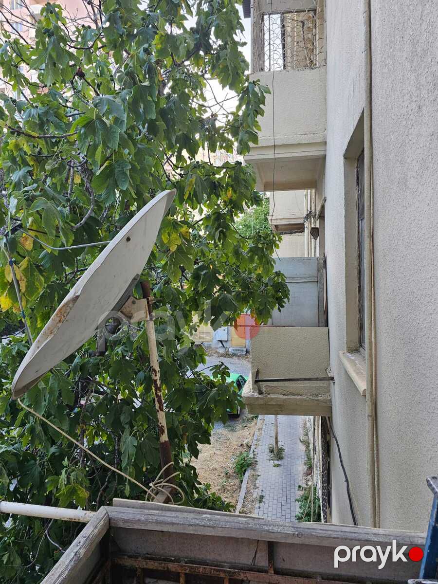 Satılır 3 otaqlı köhnə tikili 85 m² — Mənzil, Bakı (3)