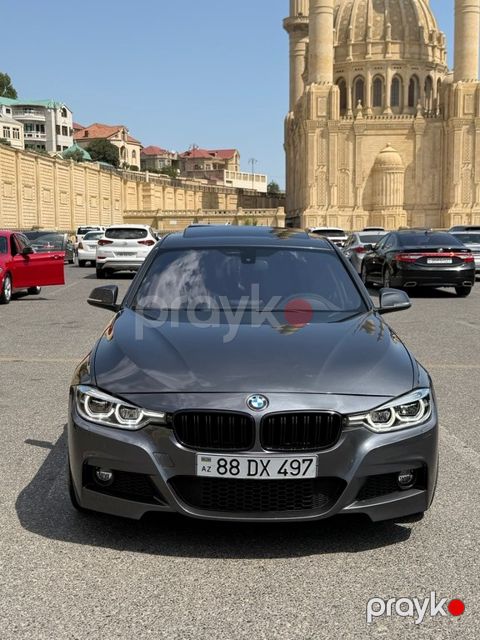 BMW 330, 2.0 L, 2018 il, 152 000 km