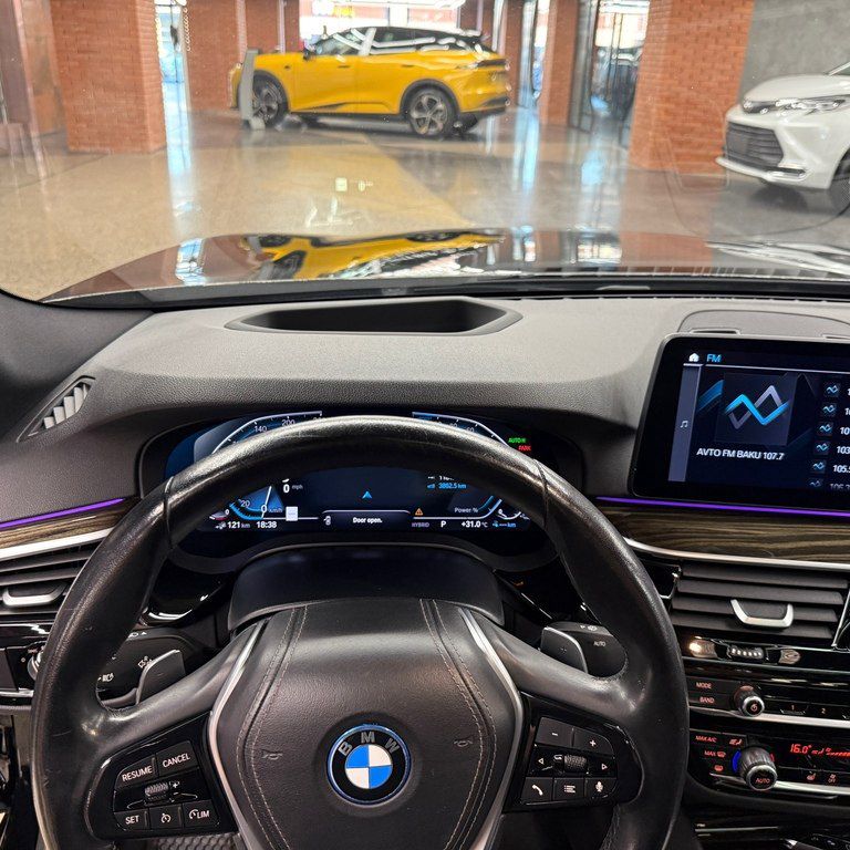 BMW 530e, 2.0 L, 12 kWh, 2023 il, 53 000 km — Avtomobillər, Bakı (12)