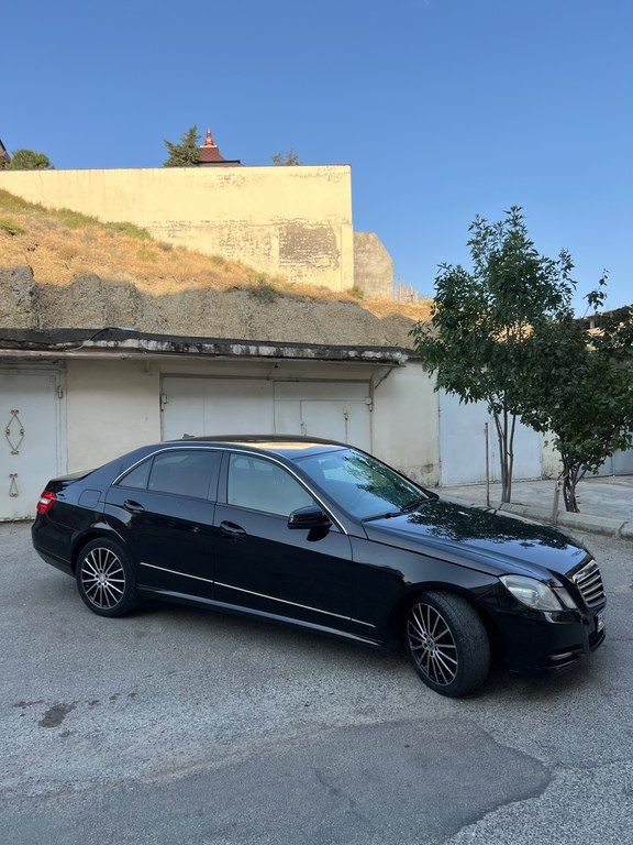 Mercedes E 220, 2.1 L, 2011 il, 398 500 km — Avtomobillər, Bakı (2)