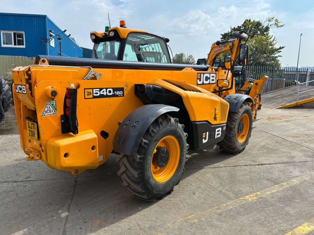 JCB 540-180 2017 | 18M Teleskopik Yükləyici | 6.957 Saat | Joystick | A/C — Avto, Bakı (6)