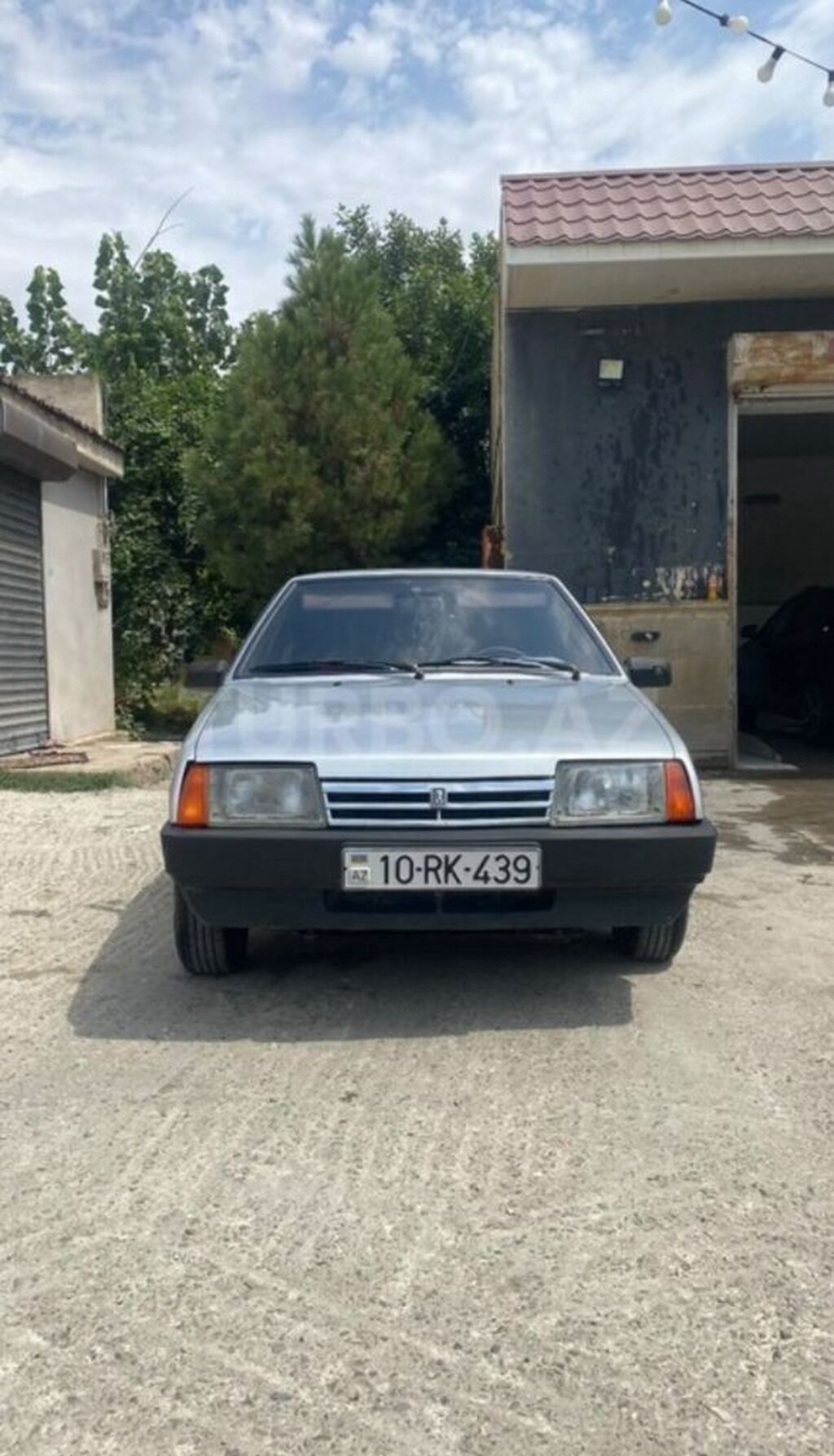 VAZ (LADA) 21099: 1.3 l | Sedan