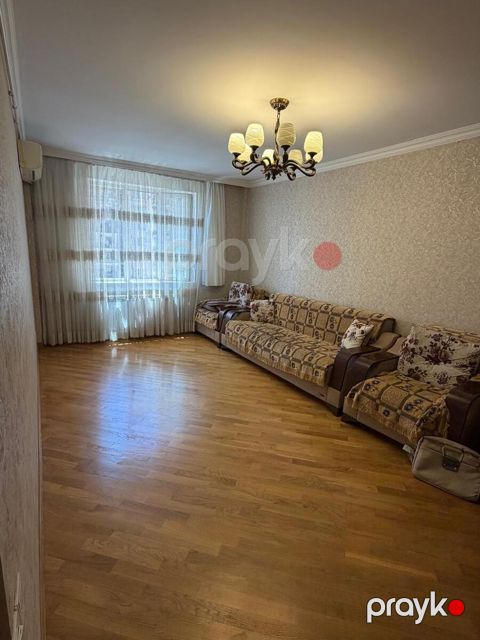 Satılır 3 otaqlı yeni tikili 100 m²