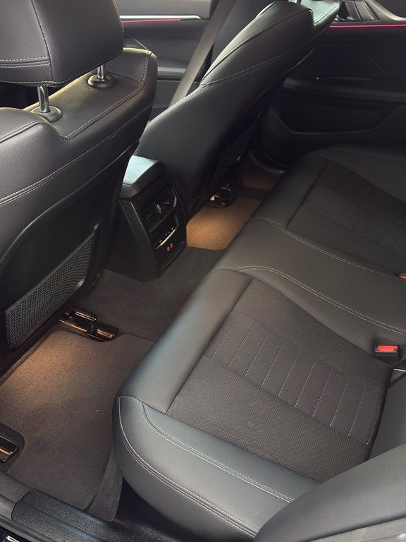 BMW i4, 83.9 kWh, 2024 il, 61 000 km — Avtomobillər, Bakı (9)