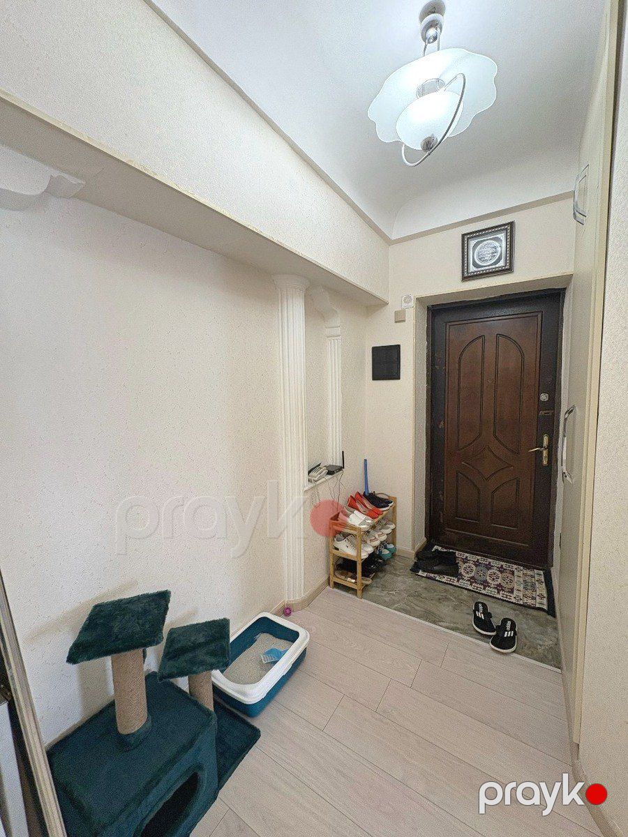 Satılır 2 otaqlı köhnə tikili 65 m² — Mənzil, Bakı (11)