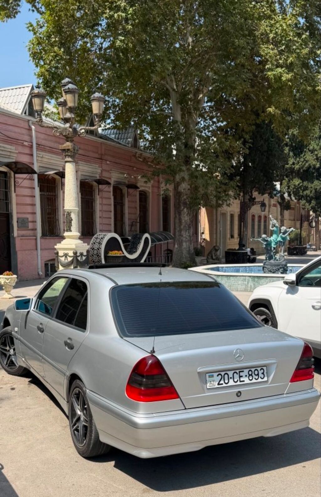 Mercedes-Benz C-Class (W202) sedan – gümüş rəng - Kuzov: 4 qapılı — Avtomobillər, Gəncə (4)