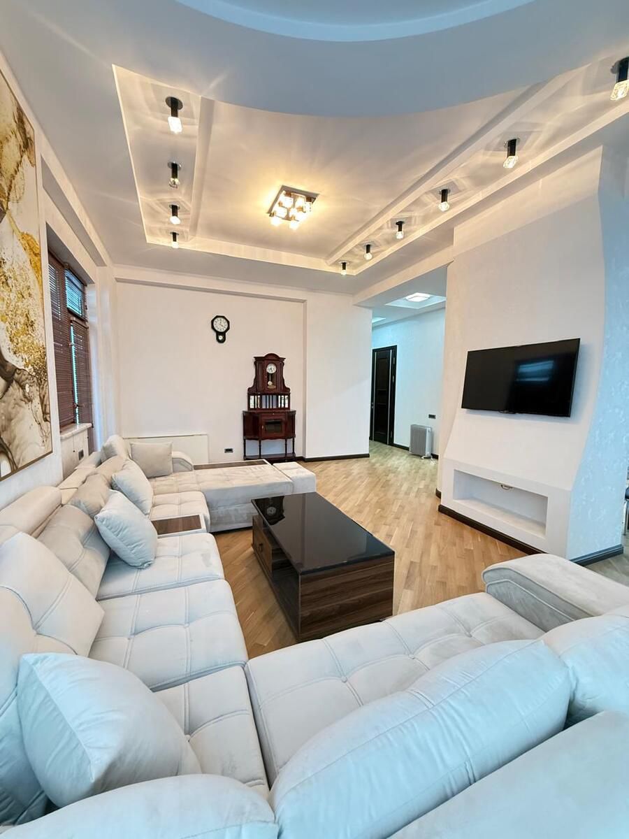 İcarəyə verilir 3 otaqlı yeni tikili 135 m² — Mənzil, Bakı (2)