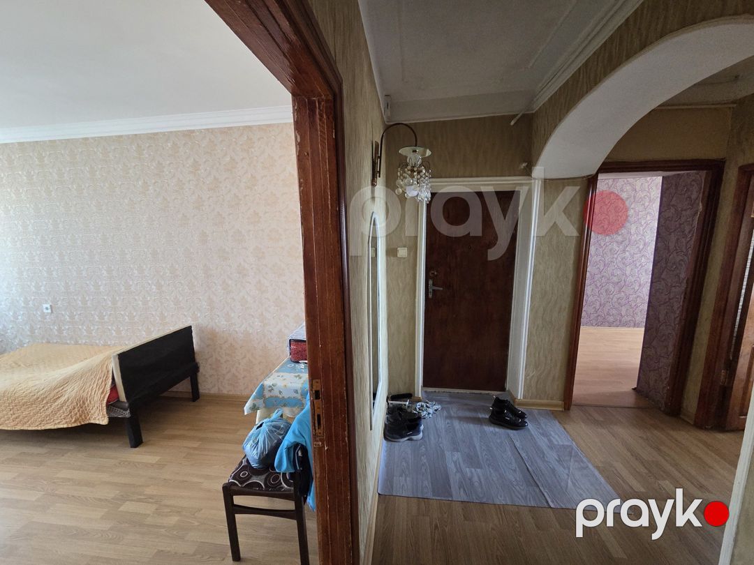Satılır 4 otaqlı köhnə tikili 100 m² — Mənzil, Bakı (10)