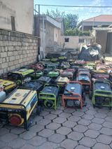 Kod 9389 78 eded generatir satilir Kom verilir hamisi Tek tek satiş — Generatorlar