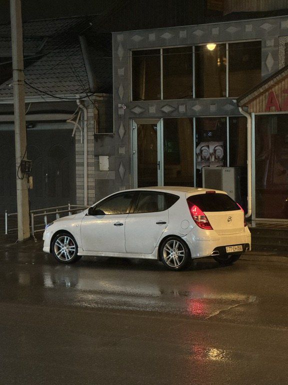 Hyundai i30, 1.4 L, 2009 il, 309 000 km — Avtomobillər, Şamaxı (4)