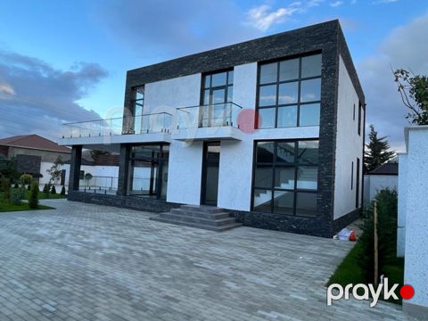 İcarəyə verilir 5 otaqlı həyət evi/bağ evi 320 m²