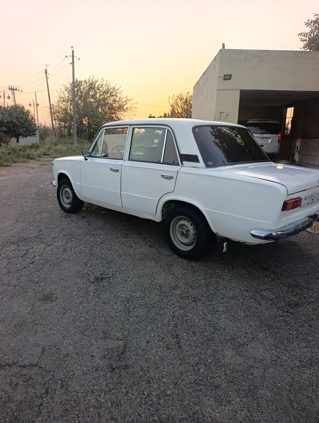 VAZ 2101 klassik sedan, 1.3 l, 236000 km, ağ rəng — Avtomobillər, Biləsuvar (5)