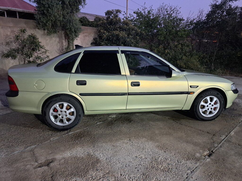 Opel Vectra, 2.0 L, 1997 il, 426 000 km — Avtomobillər, Şirvan (4)