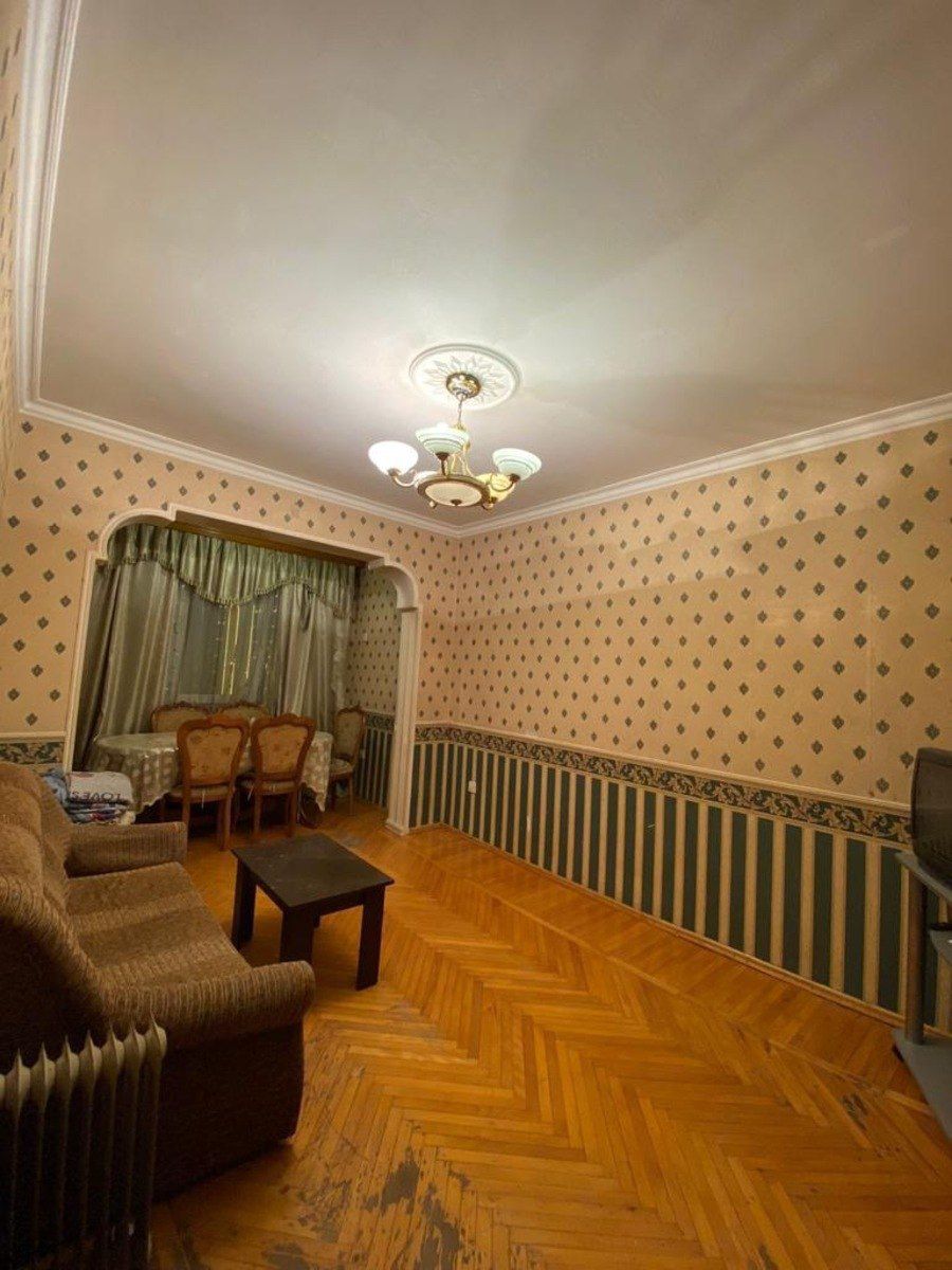 Satılır 2 otaqlı köhnə tikili 55 m² — Mənzil, Bakı (2)