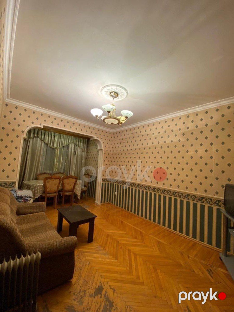 Satılır 2 otaqlı köhnə tikili 55 m² — Mənzil, Bakı (2)