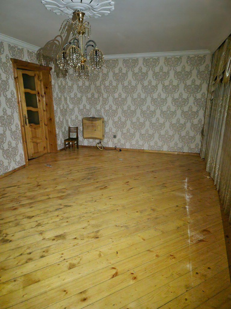 Satılır 5 otaqlı köhnə tikili 196 m² — Mənzil, Göygöl (6)