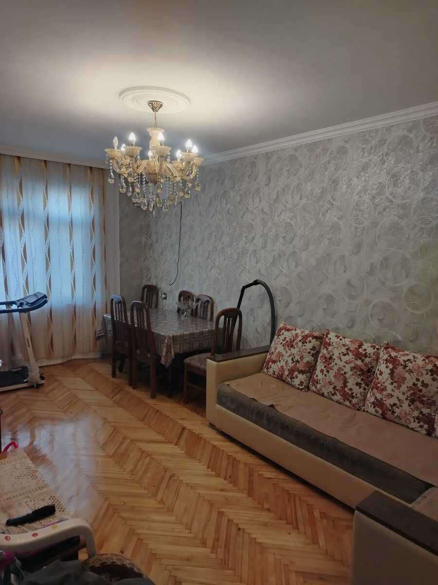 Satılır 2 otaqlı köhnə tikili 60 m² — Mənzil, Bakı (2)