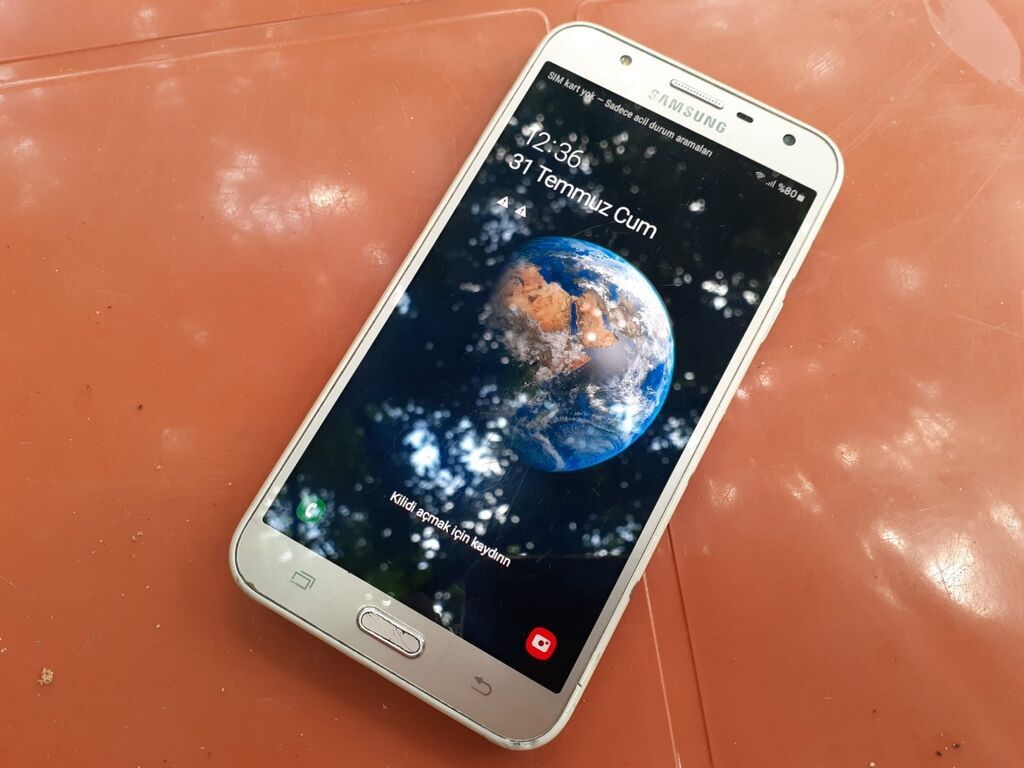 Samsung Galaxy J7 2018, 16 GB, rəng - Qızılı — Samsung, Gəncə (2)