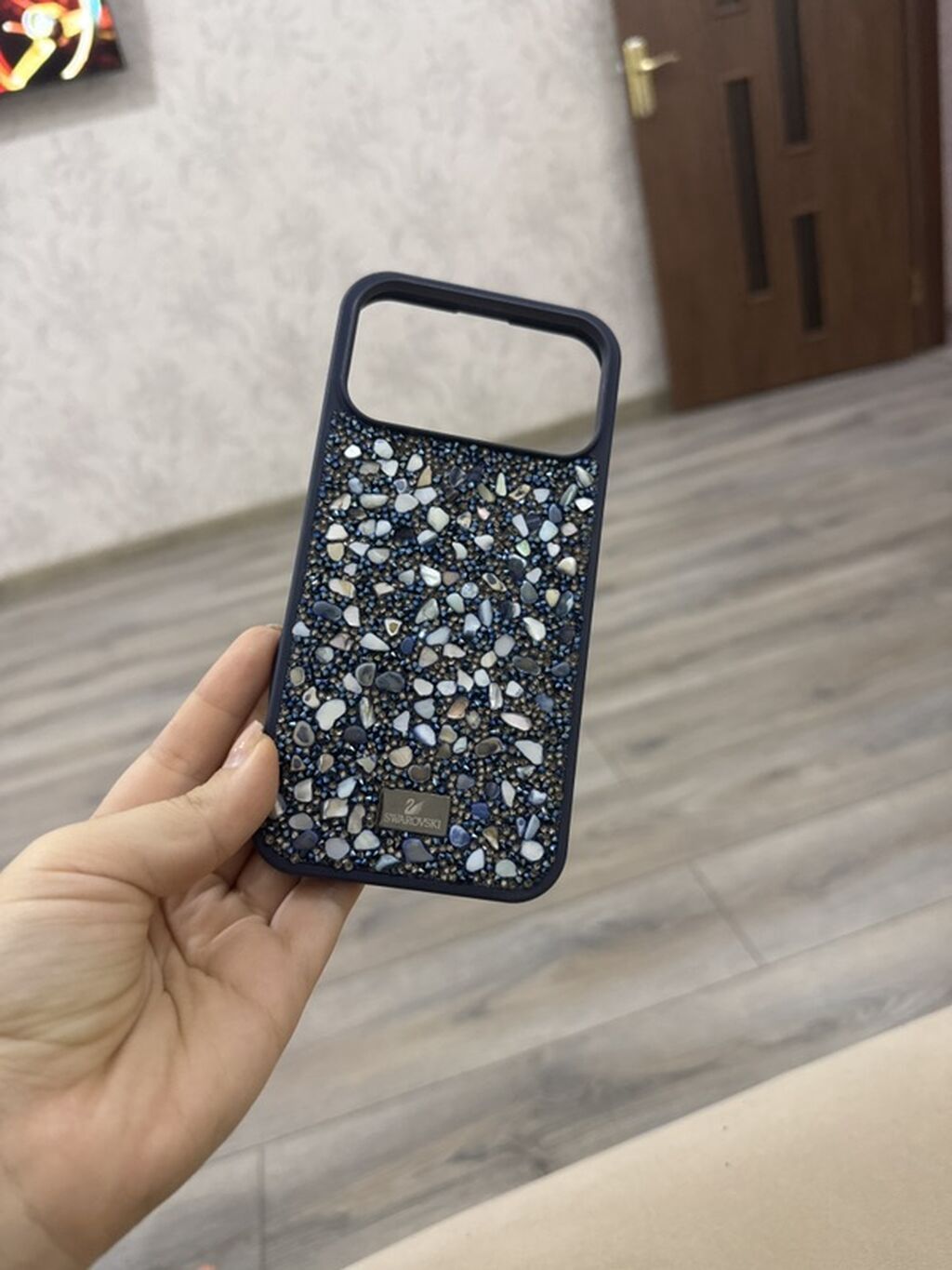 Swarovski kristalları ilə bəzədilmiş telefon qabı - Model: arxa — Elektronika, Bakı