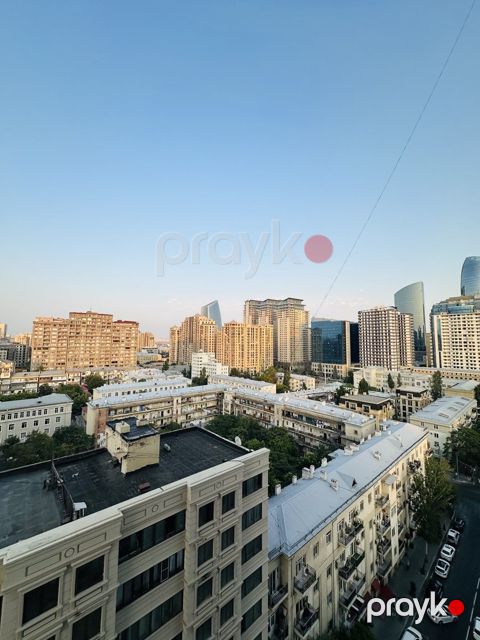 İcarəyə verilir 3 otaqlı yeni tikili 171 m²