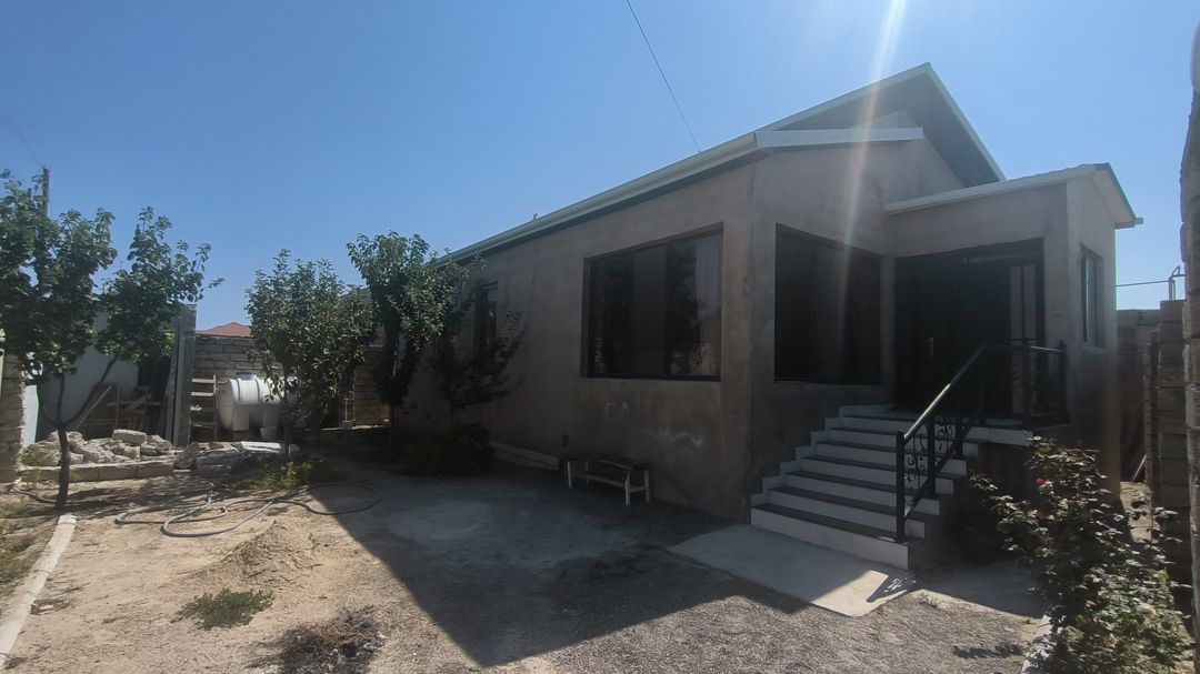 Həyət evi, Binə qəs. — Daşınmaz əmlak, Bakı