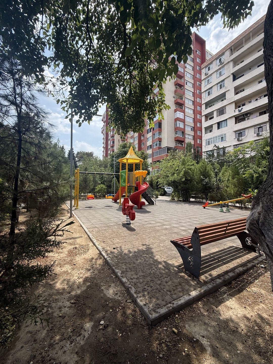 Satılır 4 otaqlı köhnə tikili 125 m² — Mənzil, Bakı