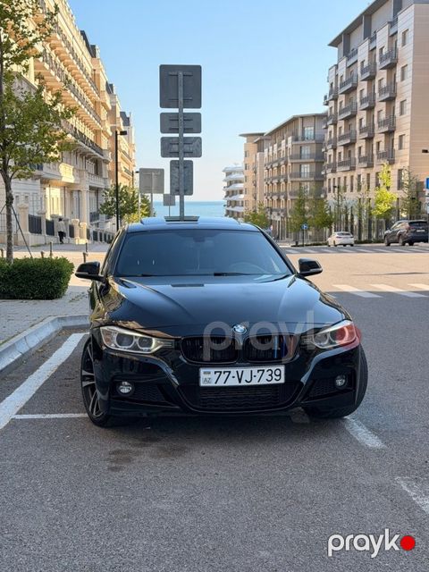 BMW 328, 2.0 L, 2015 il, 270 000 km