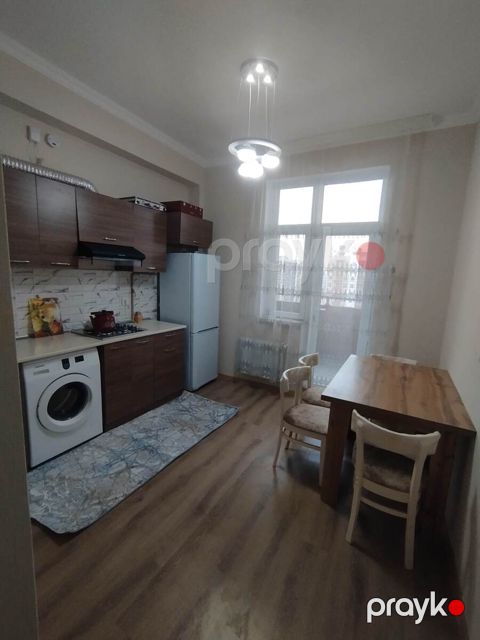 İcarəyə verilir 2 otaqlı yeni tikili 65 m²