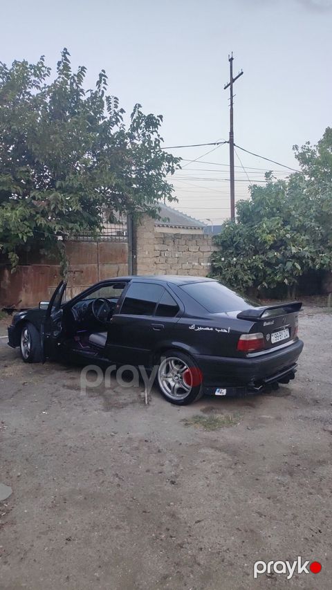 BMW 3 series: 2 l | 1995 il Sedan — Bakı