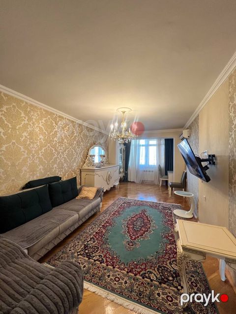 Satılır 2 otaqlı köhnə tikili 60 m²