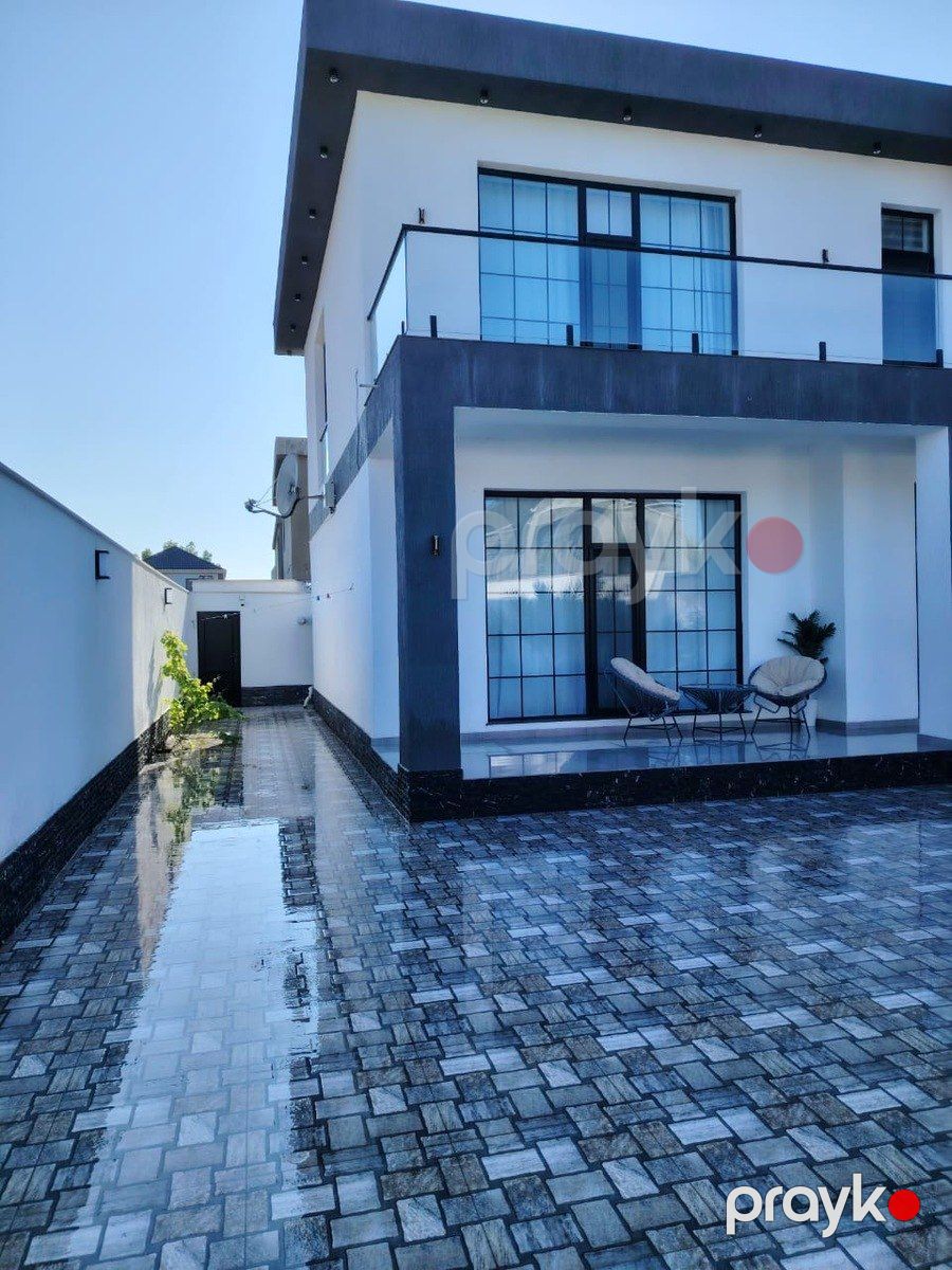 Satılır 6 otaqlı həyət evi/bağ evi 300 m² — Ev, villa, Bakı (2)