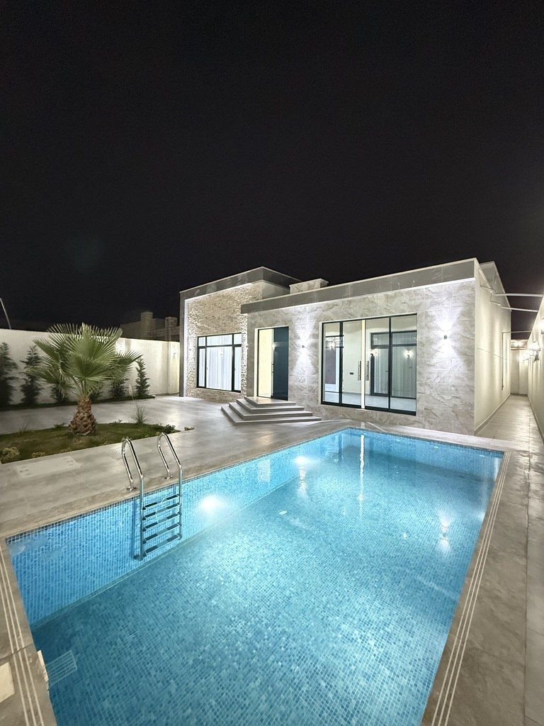 Satılır 4 otaqlı həyət evi/bağ evi 200 m² — Ev, villa, Bakı (3)