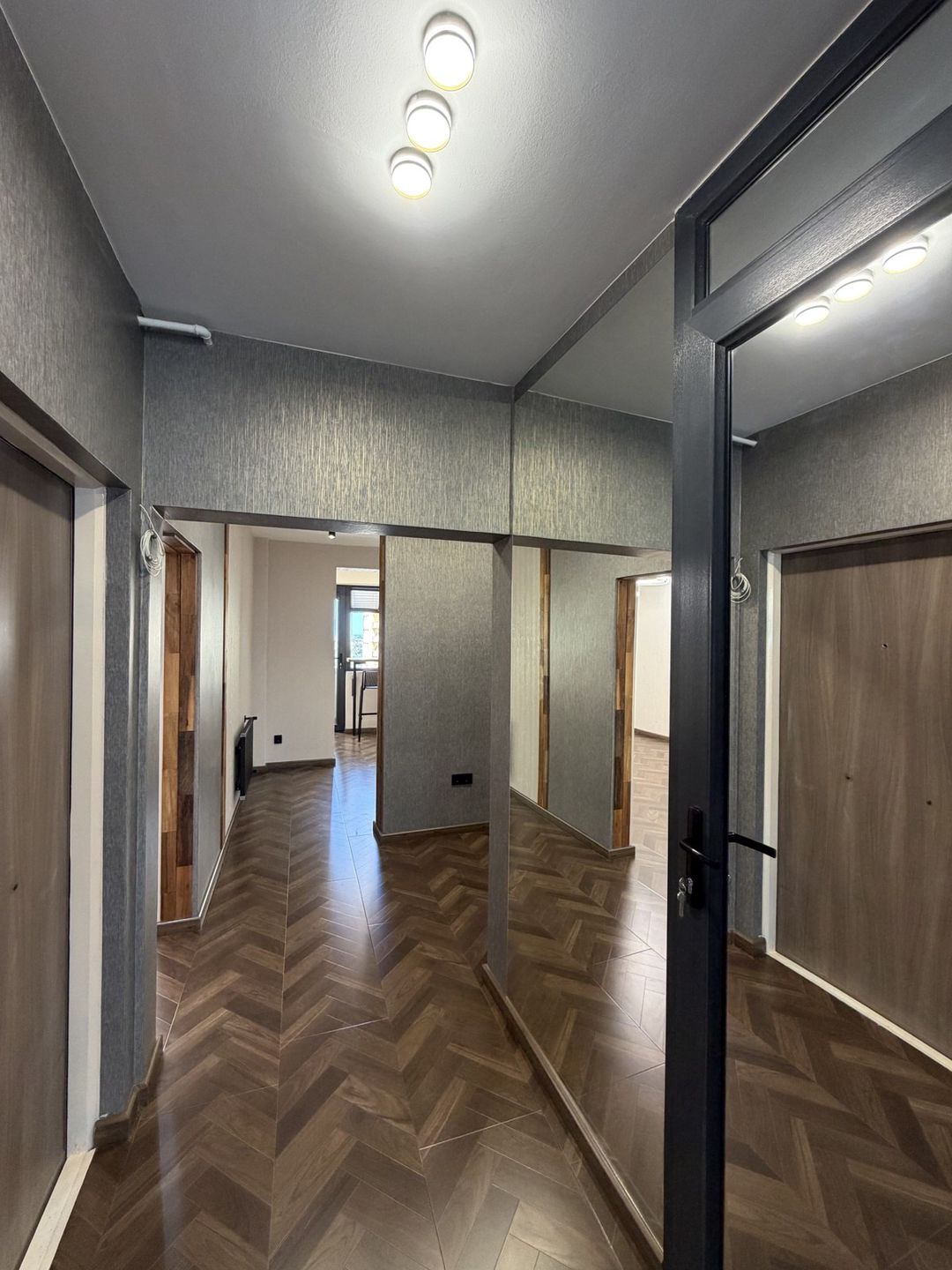 Satılır 2 otaqlı köhnə tikili 60 m² — Mənzil, Bakı (8)