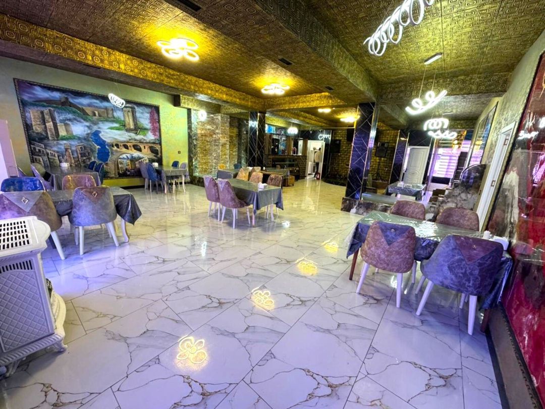 Satılır obyekt 420 m² — Əmlak, Bakı