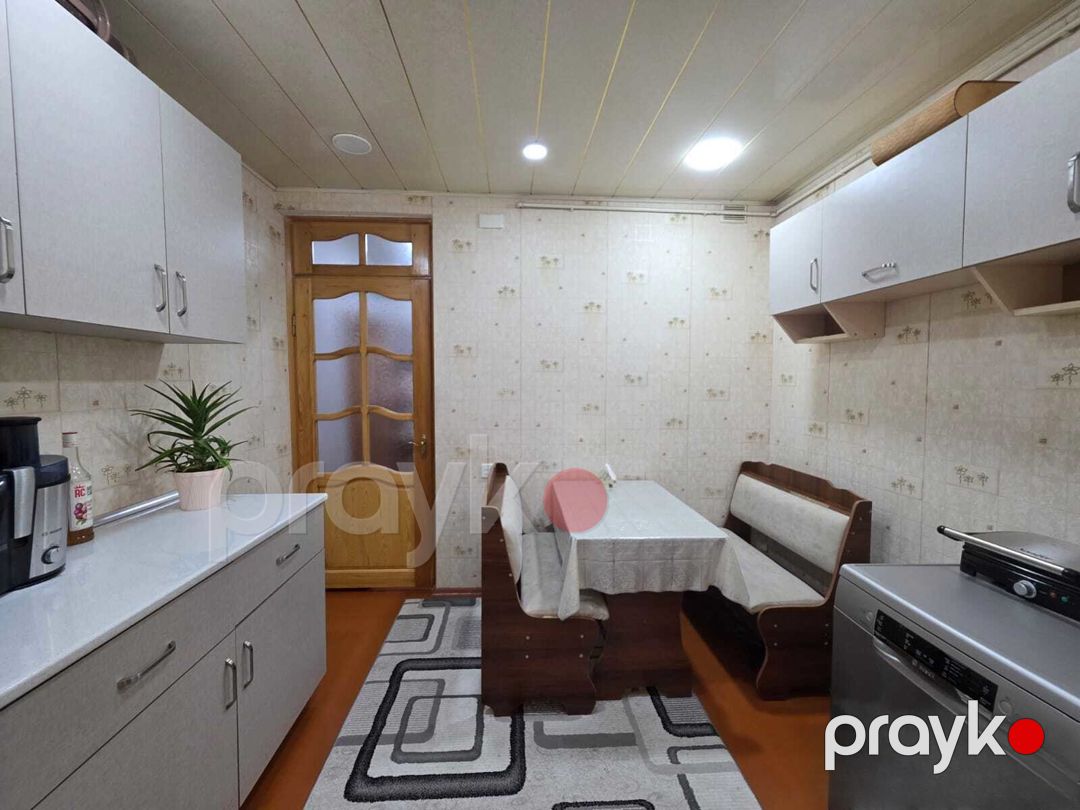 Satılır 2 otaqlı köhnə tikili 65 m² — Mənzil, Bakı (12)