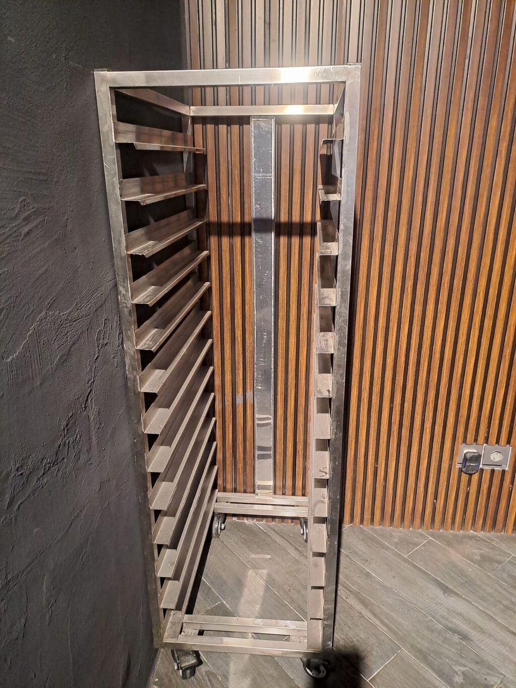 Şirniyyat evi, restoran mətbəxi üçün Stellaj (tepsi daşıma) Paslanmaz — Mallar, Bakı