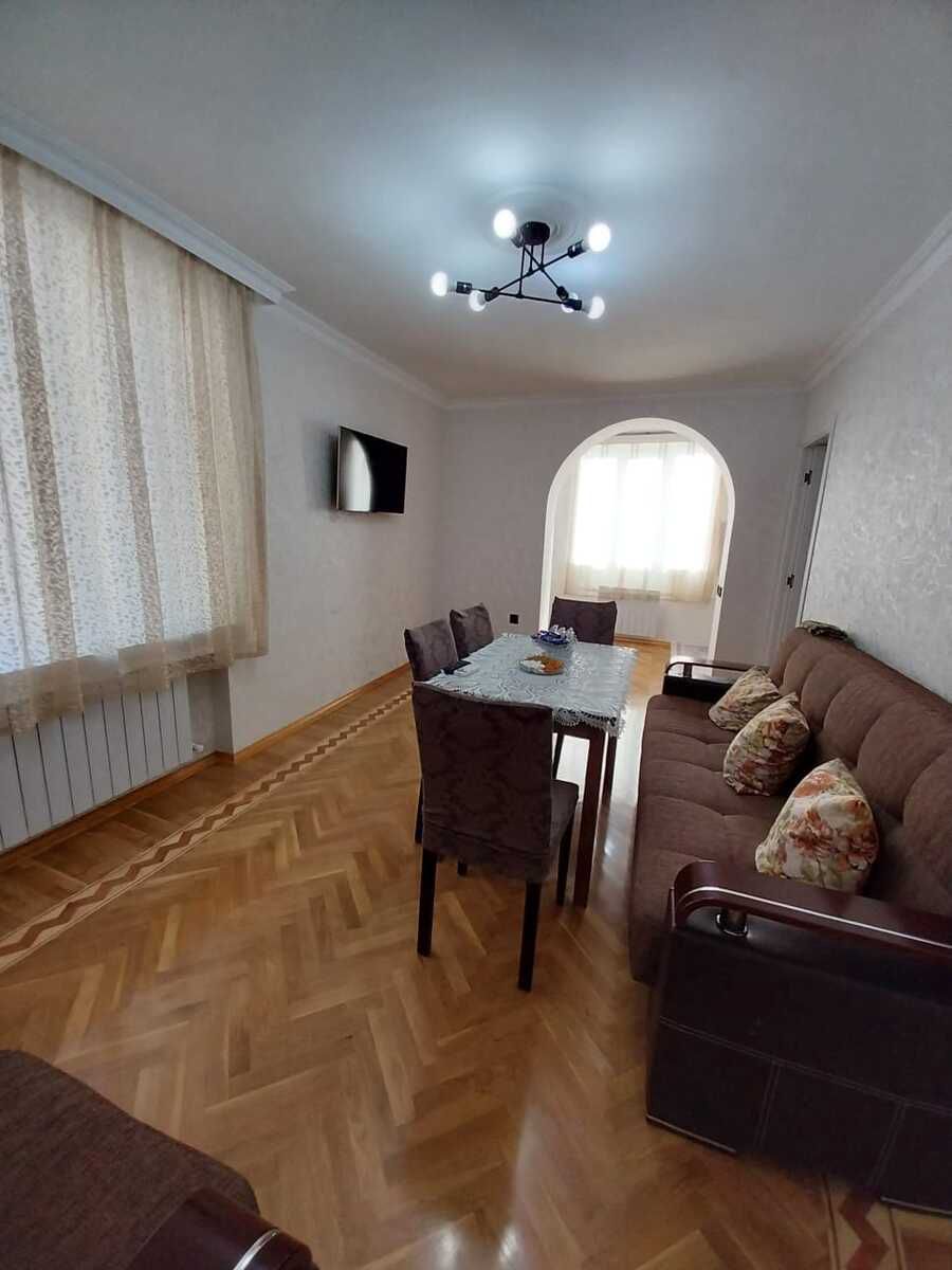 İcarəyə verilir 2 otaqlı köhnə tikili 45 m² — Mənzil, Bakı (2)